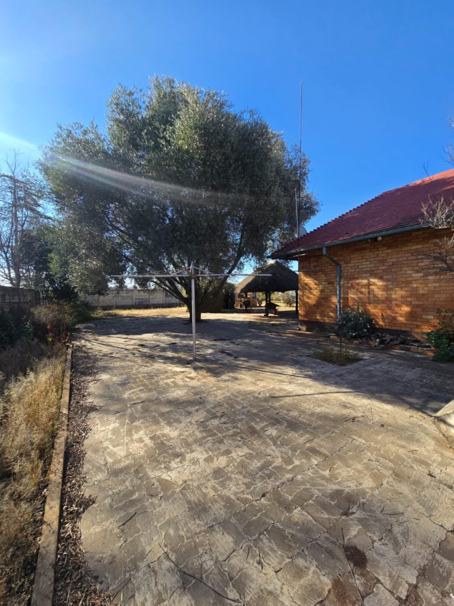 3 Bedroom Property for Sale in Stilfontein Ext 3 North West